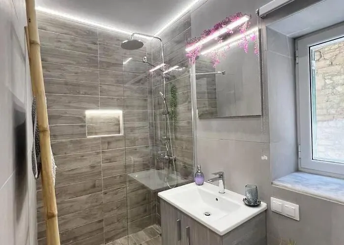 Burnelia Vacation Maisonette