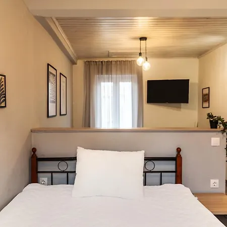 Burnelia Vacation Maisonette Apartment *