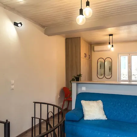 Burnelia Vacation Maisonette Apartment Lefkímmi