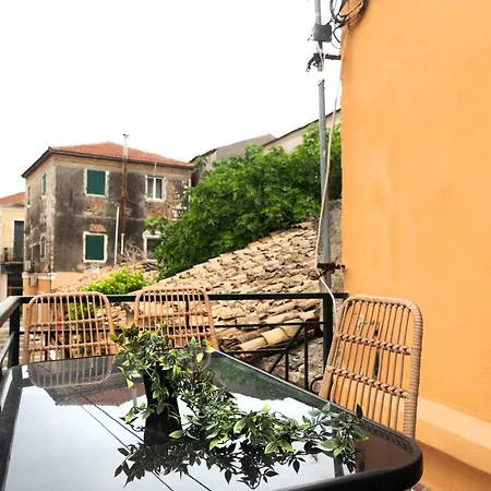 Appartement Burnelia Vacation Maisonette